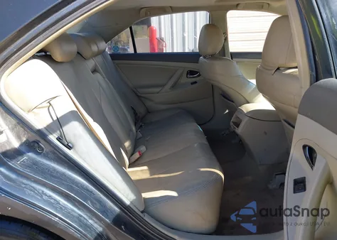 2009 Toyota Camry Le z USA, uszkodzony, nr VIN 4T1BE46K19U900871